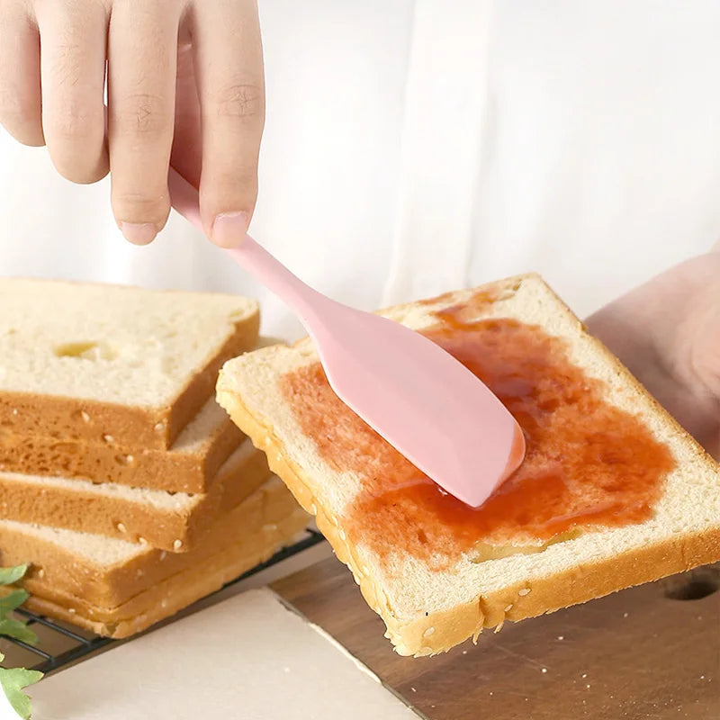 FlexiFlip™ — Premium Heat-Resistant Silicone Spatula