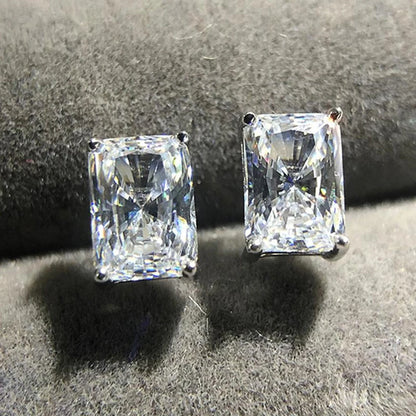 CAOSHI Elegant Oval-Cut CZ Stud Earrings – Simple Shiny Crystal Jewelry for Women | Timeless & Versatile Accessories