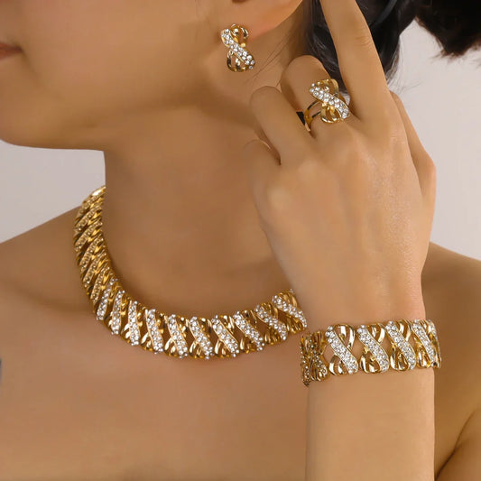 Dubai Royal Elegance: 18K Gold Plated African Bridal Jewelry Set – Choker, Earrings & Ring