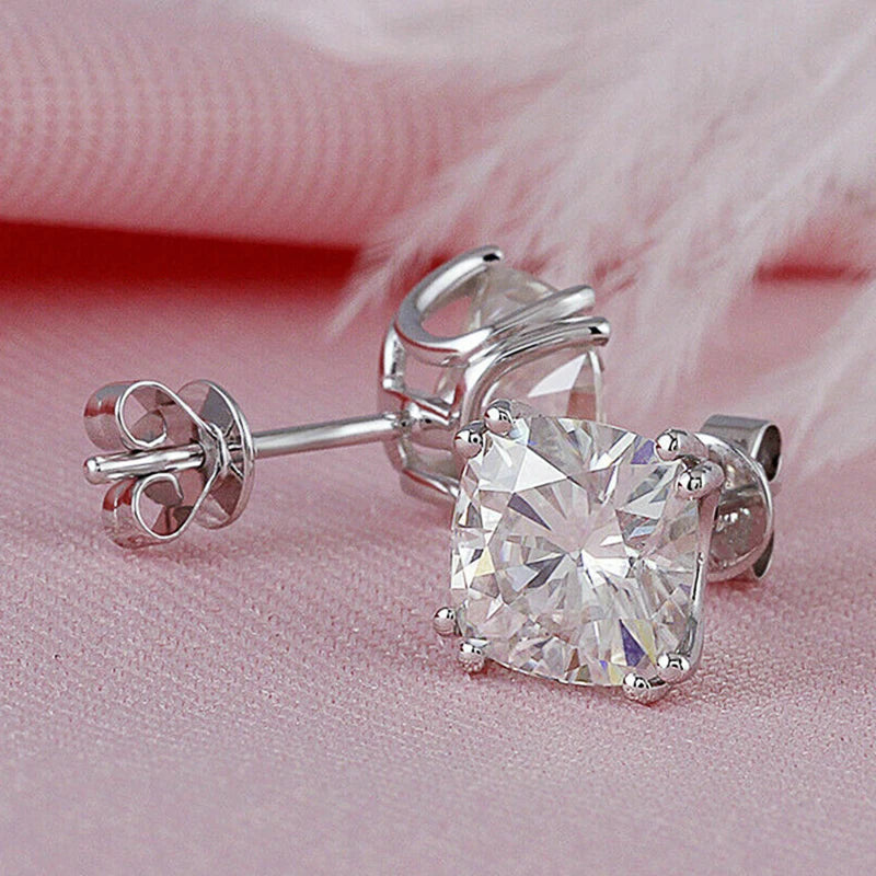 CAOSHI Elegant Oval-Cut CZ Stud Earrings – Simple Shiny Crystal Jewelry for Women | Timeless & Versatile Accessories