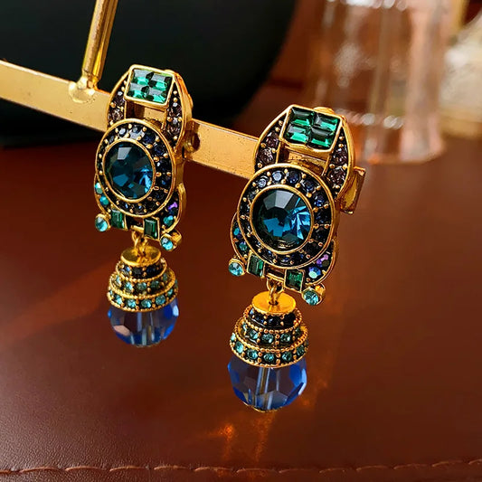 Bluey Rhinestone Crystal Clip Earrings – Medieval Vintage Sparkle Charms for Women