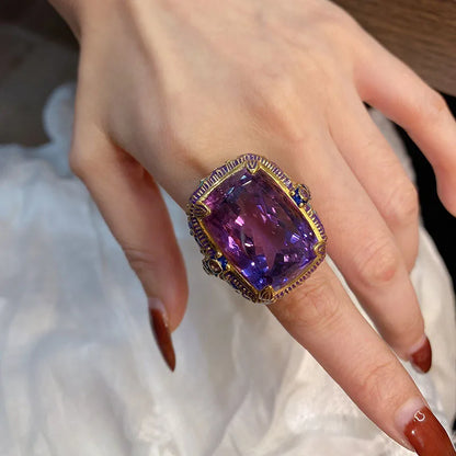Vintage Royalty: Oval Purple Stone Jewelry Set – Enamel Pendant Necklace & Matching Ring for Women